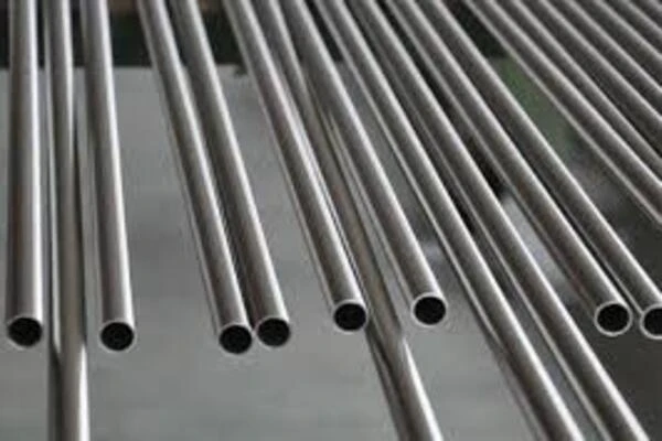 What are the details of the manufacturing process of large-diameter seamless steel pipe