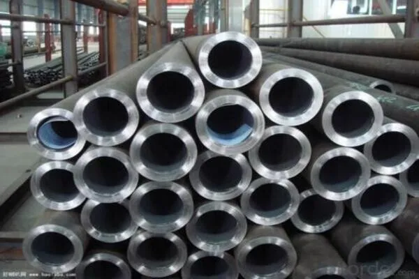 Carbon steel flanges VS stainless steel flanges