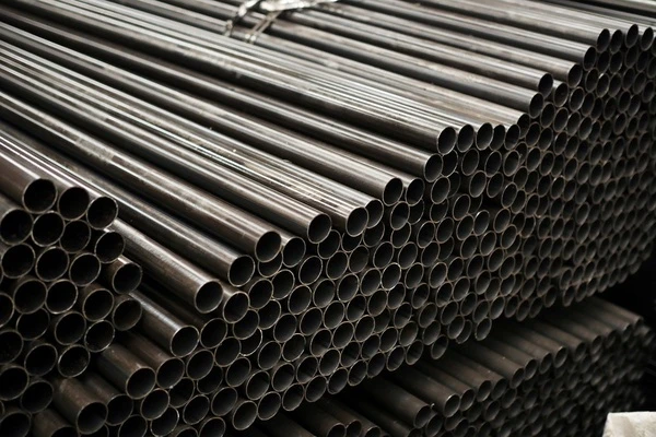 Three production processes of welded pipes