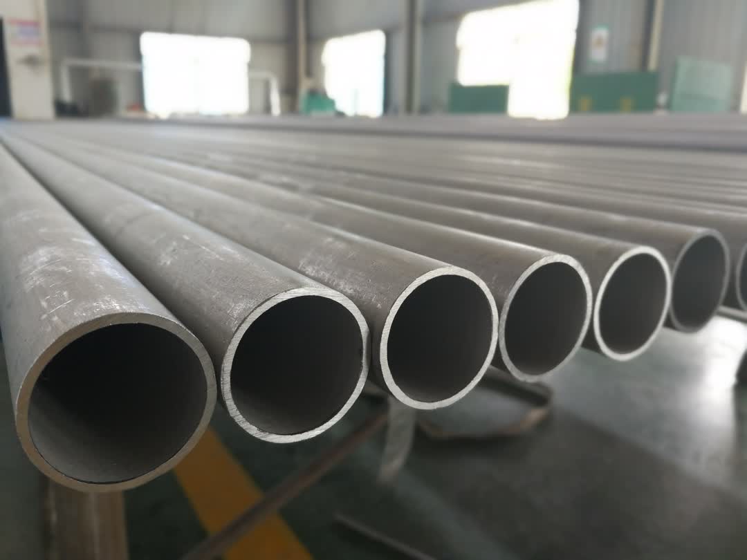 Why should pipelines be pickled, degreased and passivated?