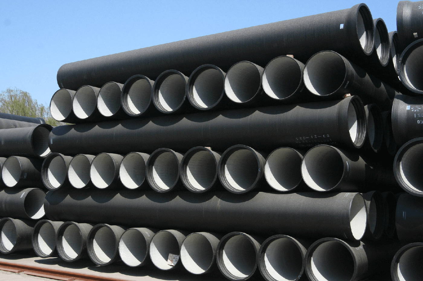 Gamay nga carbon steel pipe