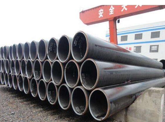 Eseesega i le va o le Hot Stretch Reducing Pipe ma le LSAW Steel Pipe