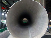 Deviation and forming method of the industrial large-diameter steel pipes in production