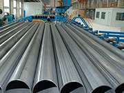 Preliminary treatment and use of straight seam steel pipes